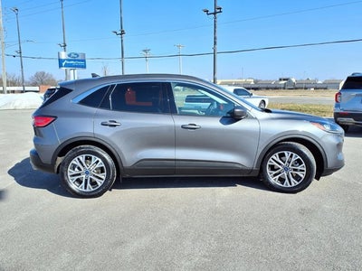 2022 Ford Escape SEL