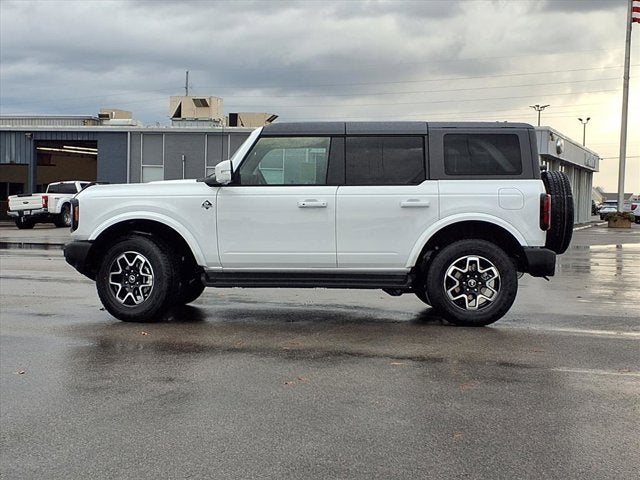 2025 Ford Bronco Outer Banks®