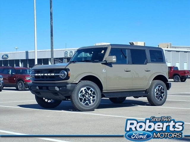 2025 Ford Bronco Outer Banks®