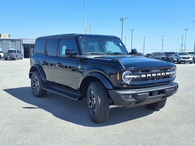 2026 Ford Bronco Outer Banks®
