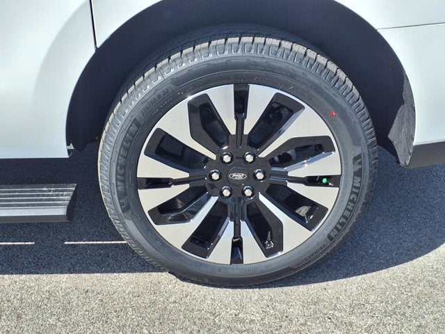 2026 Ford Expedition MAX Platinum®