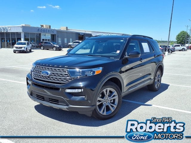 2024 Ford Explorer XLT 4WD's photo