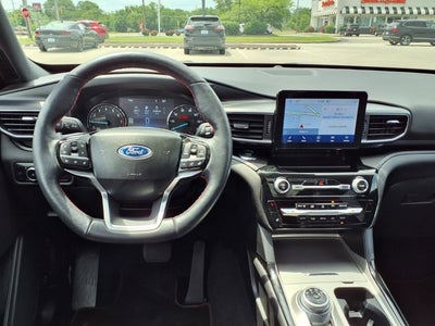 2023 Ford Explorer ST-Line