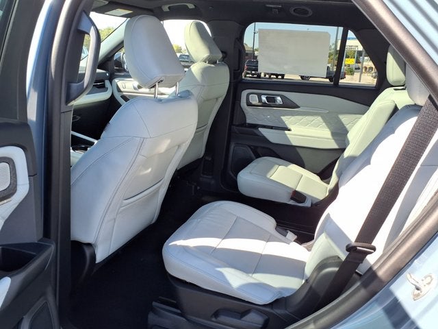 2027 Ford Explorer Platinum™