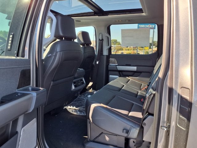 2027 Ford Super Duty F-250 SRW LARIAT