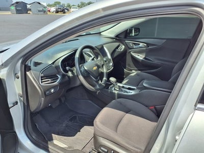 2022 Chevrolet Malibu LT w/1LT