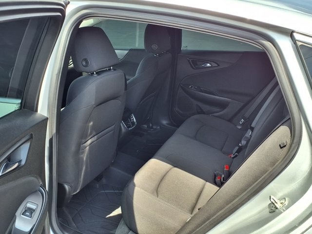 2022 Chevrolet Malibu LT w/1LT