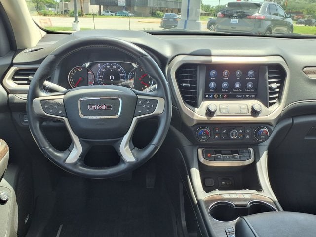 2022 GMC Acadia Denali