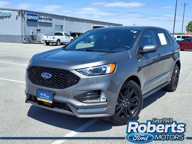 2024 Ford Edge ST-Line AWD's photo