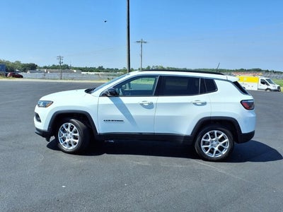 2023 Jeep Compass Latitude Lux