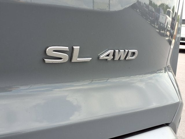 2022 Nissan Pathfinder SL